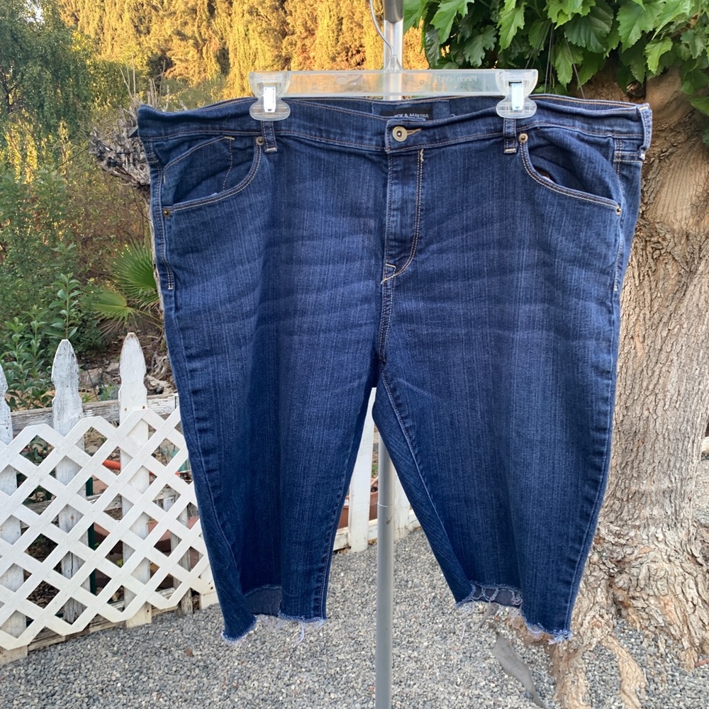 GEORGE AND MARTHA Stretch Blue Jean Shorts Plus 22